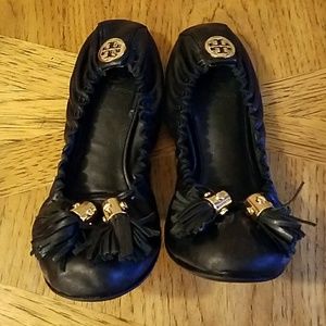 Tory Burch Reese tassel flats. Size 6